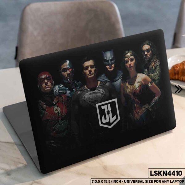 Superman Batman Justice League Matte Finished Removable Waterproof Laptop Sticker & Laptop Skin (Including FREE Accessories) - LSKN4410 - DDecorator