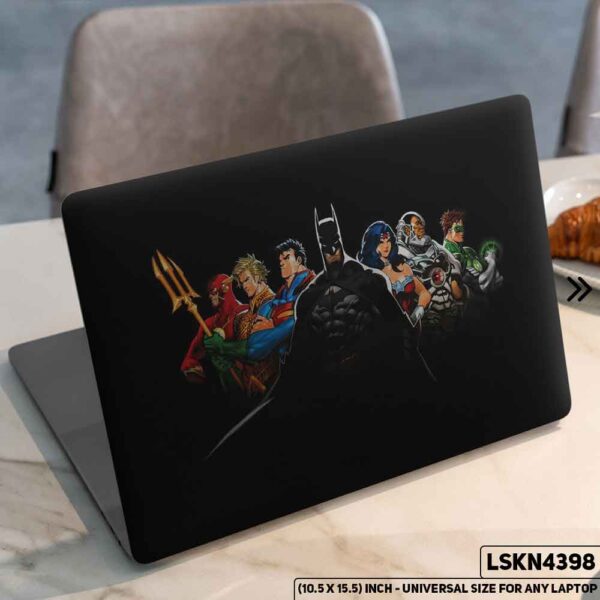 Superman Batman Justice League Matte Finished Removable Waterproof Laptop Sticker & Laptop Skin (Including FREE Accessories) - LSKN4398 - DDecorator
